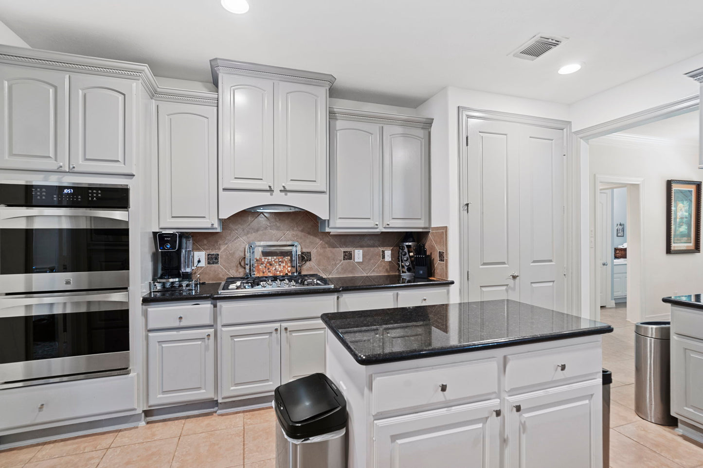 2326 Vinemead Court