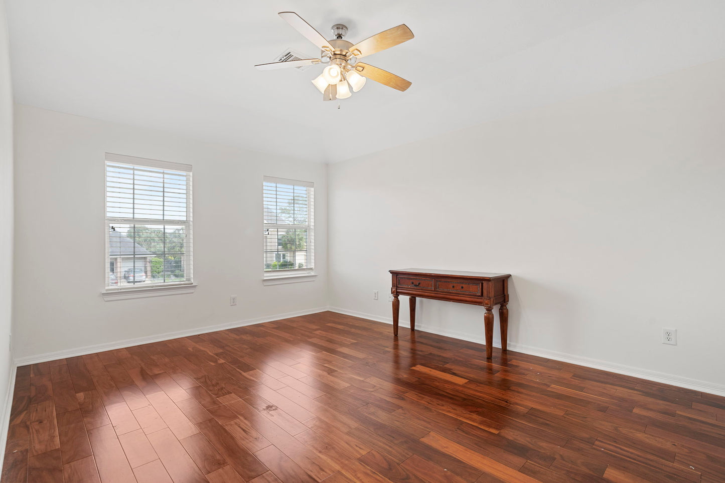 2326 Vinemead Court