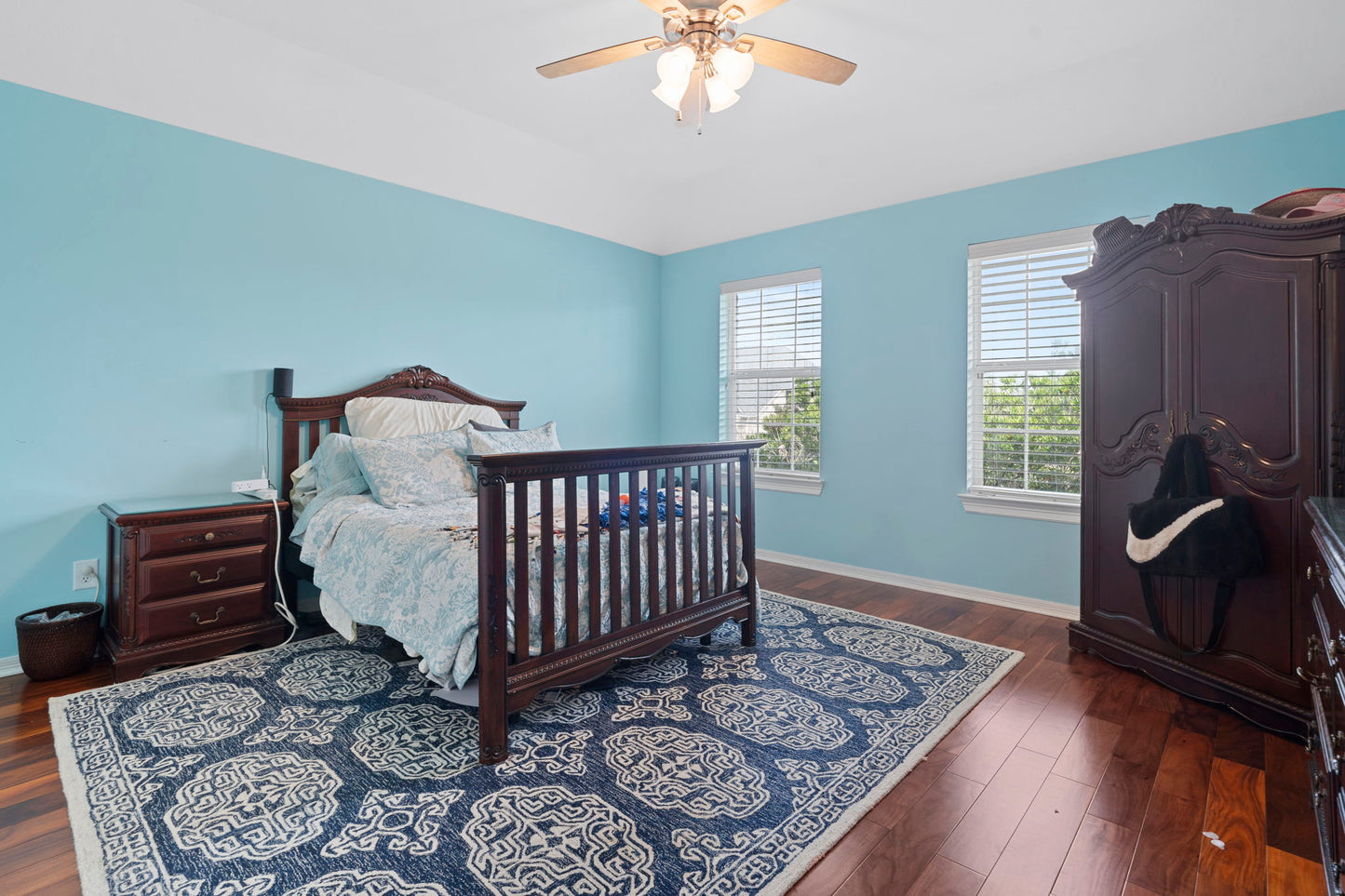 2326 Vinemead Court