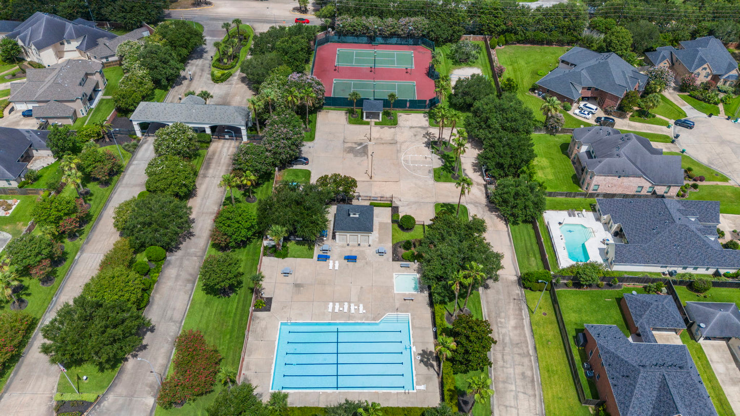 2326 Vinemead Court
